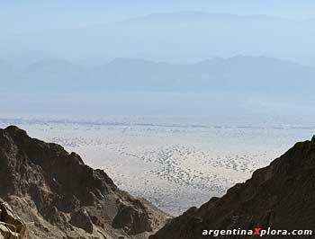Vista de la Cordillera de los Andes desde Fiambalá, Catamarca