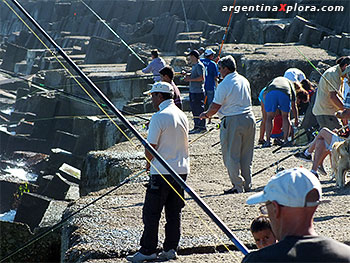 escollera sur pescadores en Mar del Plata