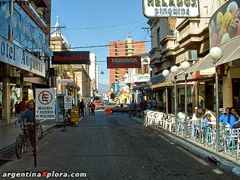 Calle céntrica de San Salvador de Jujuy