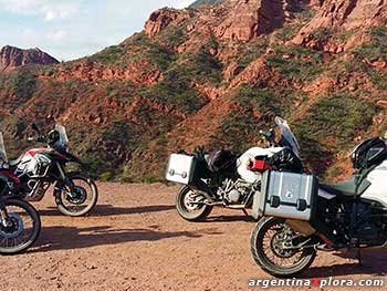 En moto por los valles calchaquíes